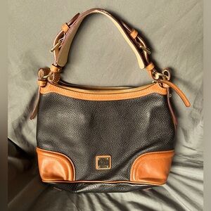 Dooney & Bourke satchel bag